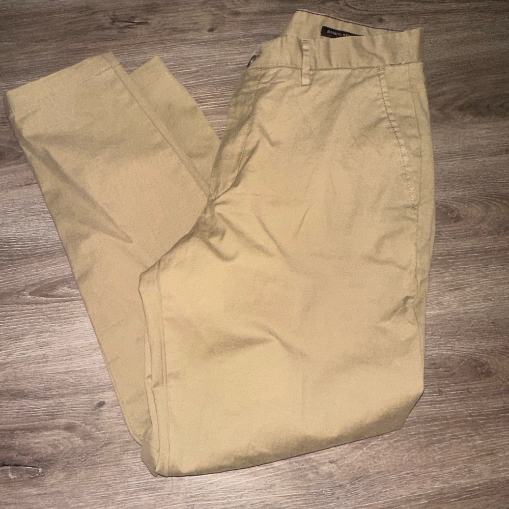 Banana Republic Khaki Pants